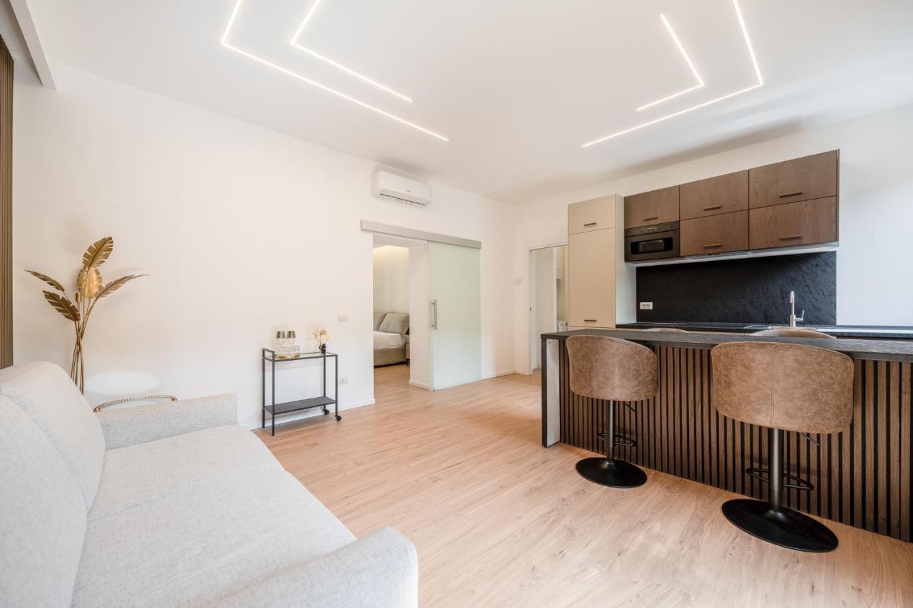 מילאנו Bilocale Moderno - City Center מראה חיצוני תמונה